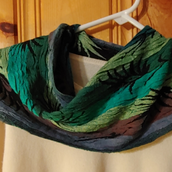 2 scarf bundle viscose and silk - Picture 5 of 8